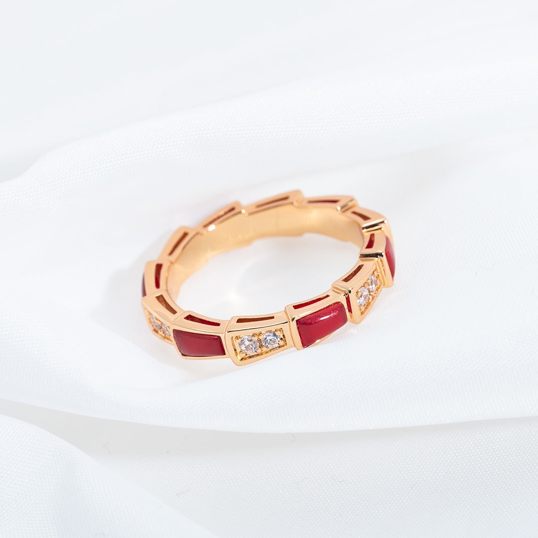 SERPENTI RING PINK GOLD CARNELIAN DIAMOND 3MM