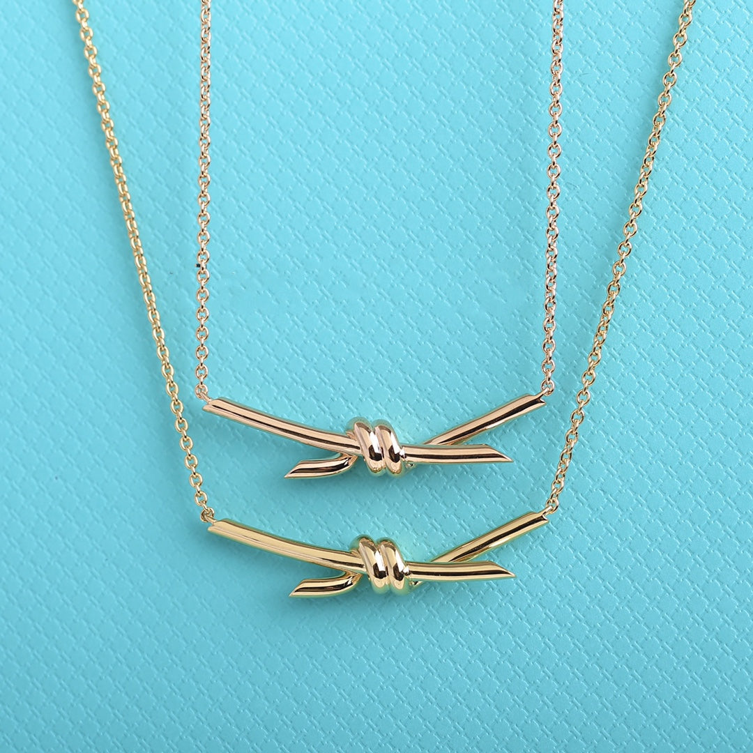 KNOT NECKLACE GOLD