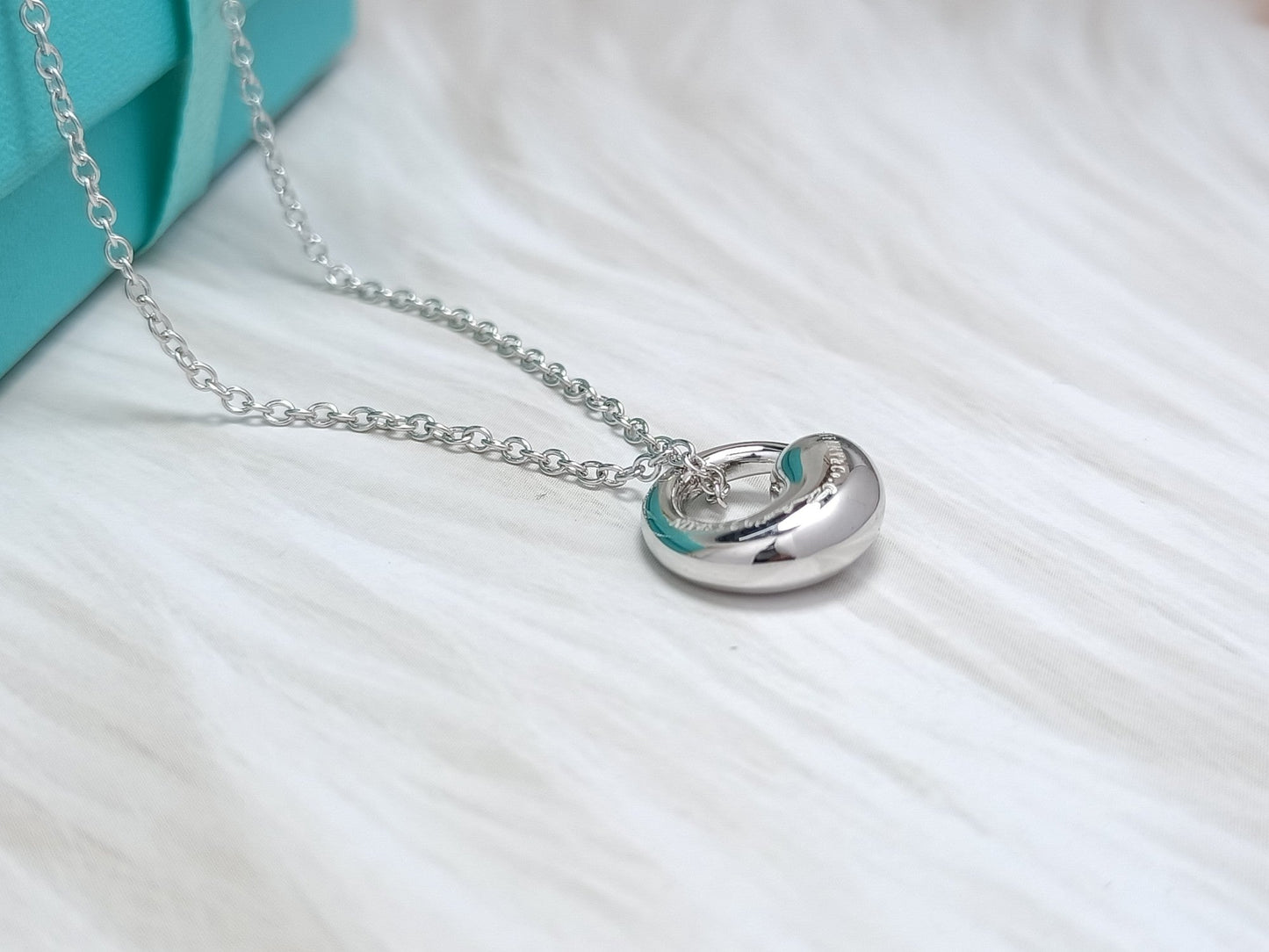 SNAIL PEDANT SILVER NECKLACE