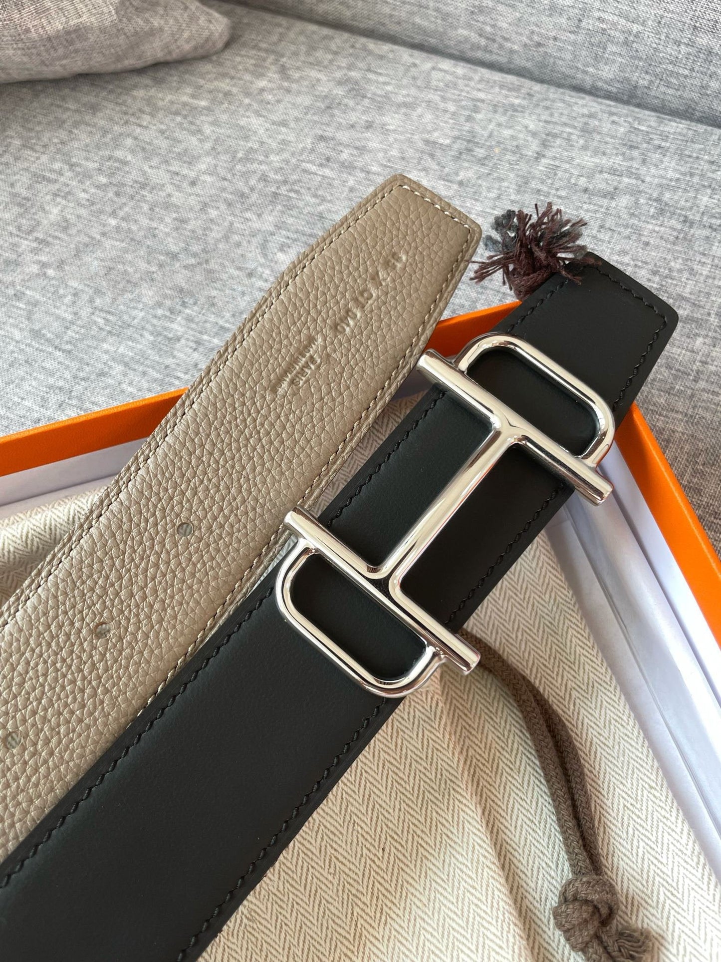 3.8CM  BELT H REVERSIBLE BLACK GREY LEATHER