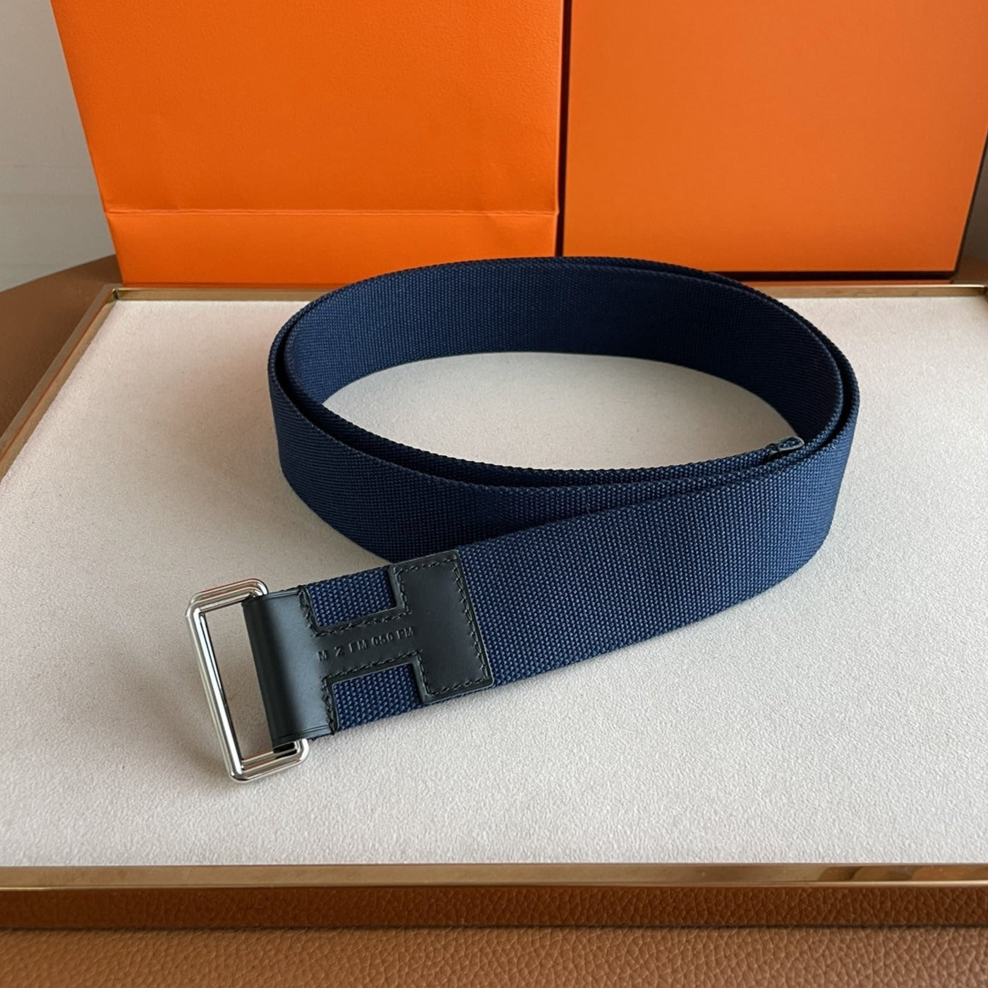 4.0CM BLUE TEXTILE  BLACK LEATHER H BELT