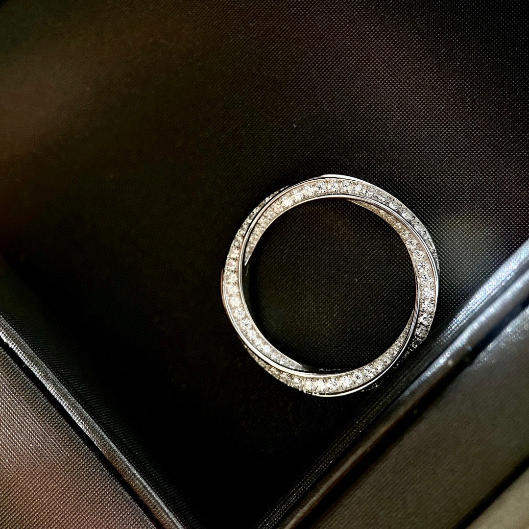 SPIRAL DIAMOND RING