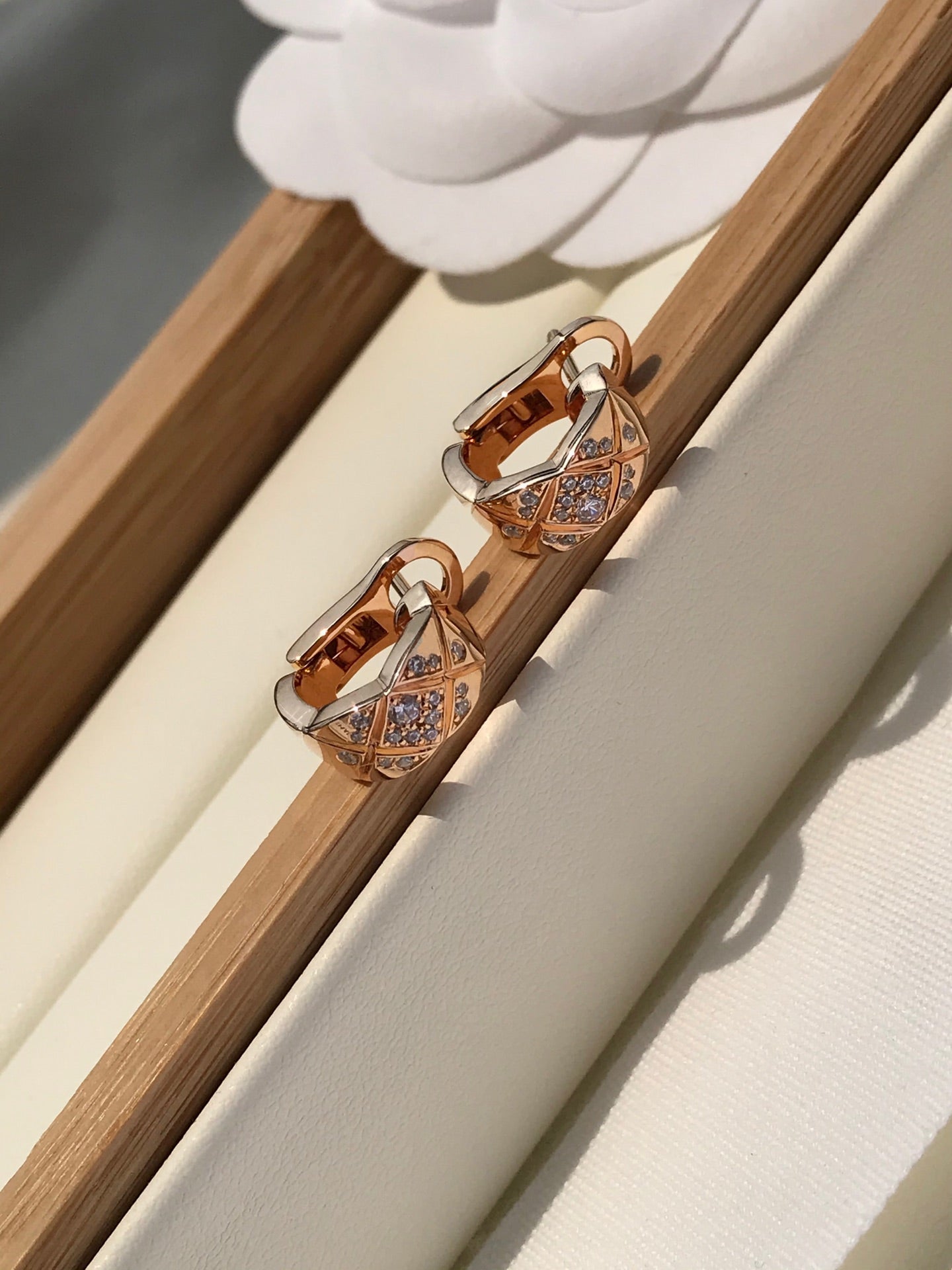 CRUSH DIAMOND PINK GOLD EARRINGS