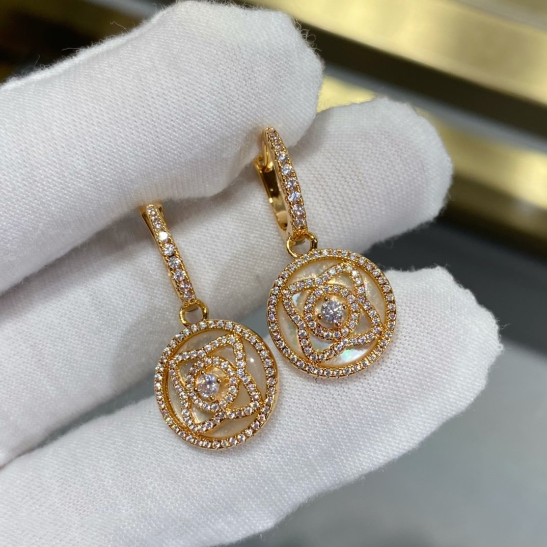 LOTUS DIAMOND MOP PINK GOLD EARRINGS