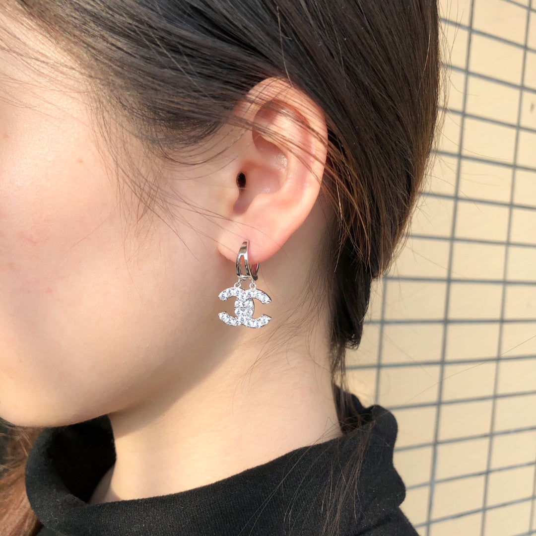 CC SILVER DIAMOND DROP EARRINGS