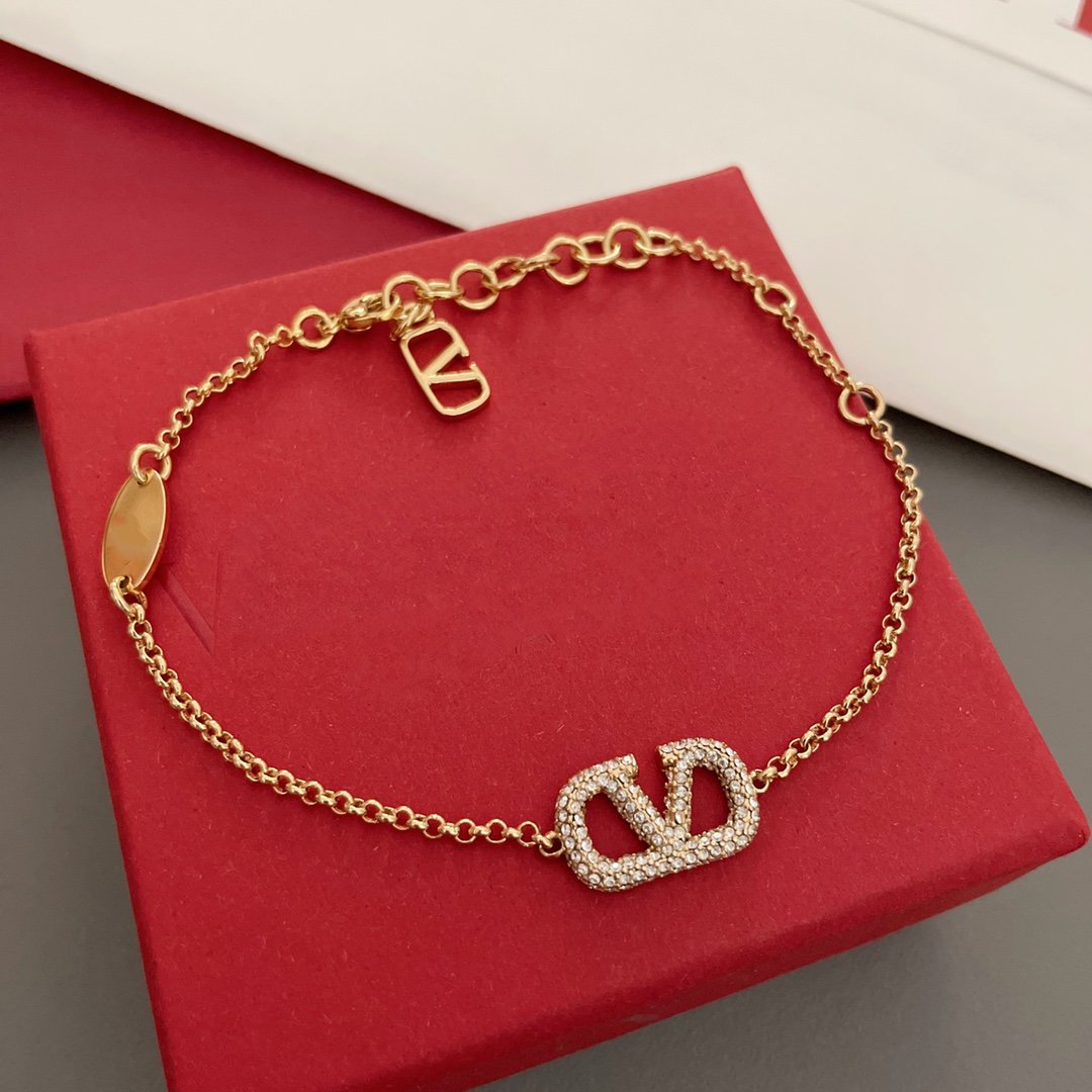 VLOGO DIAMOND BRACELET