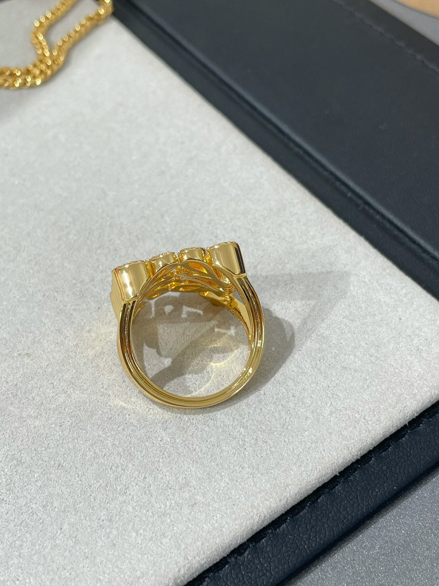 ANNAGRAM DIAMOND PAVED GOLD RING