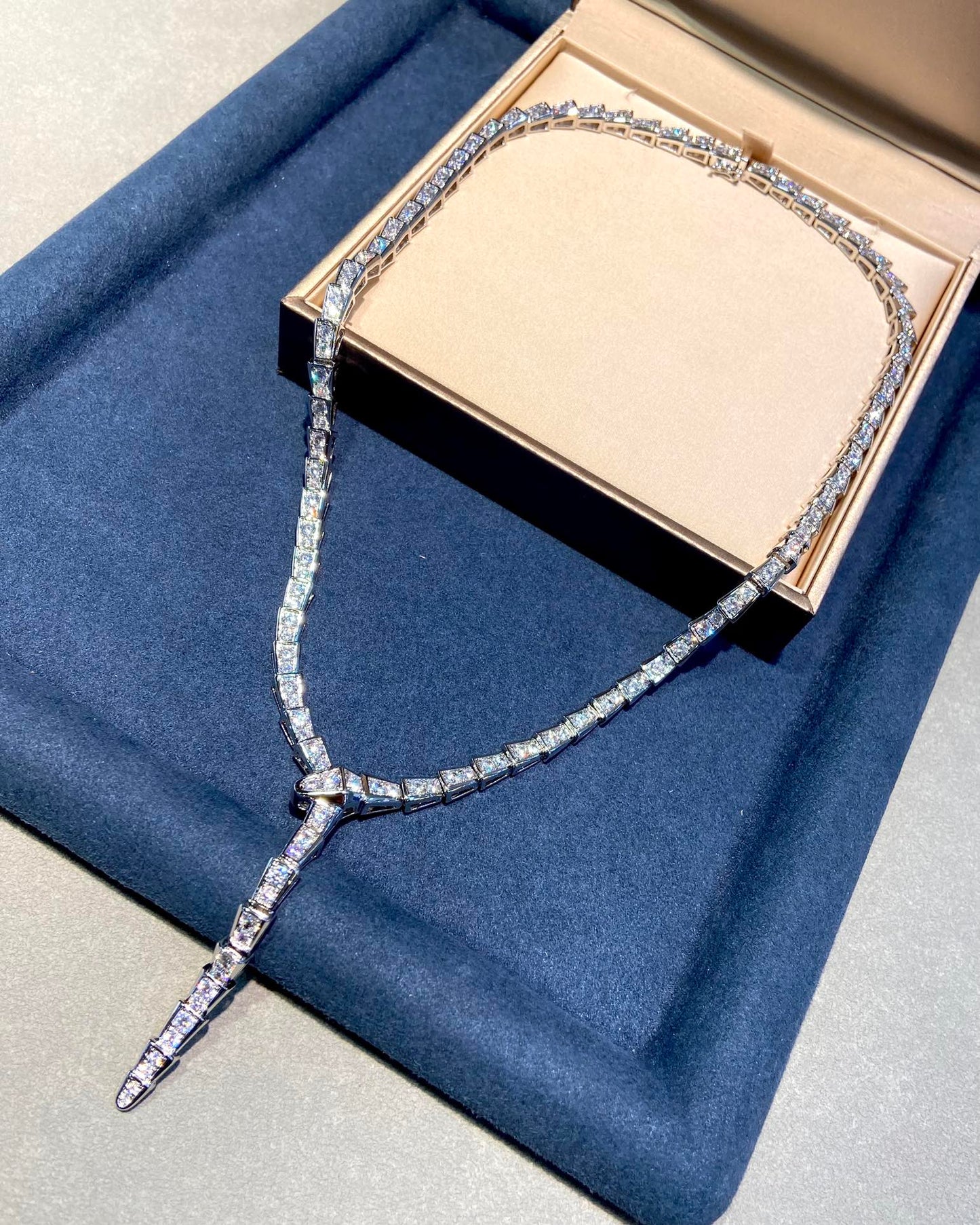 SERPENT DIAMOND PAVED SLIM SILVER NECKLACE