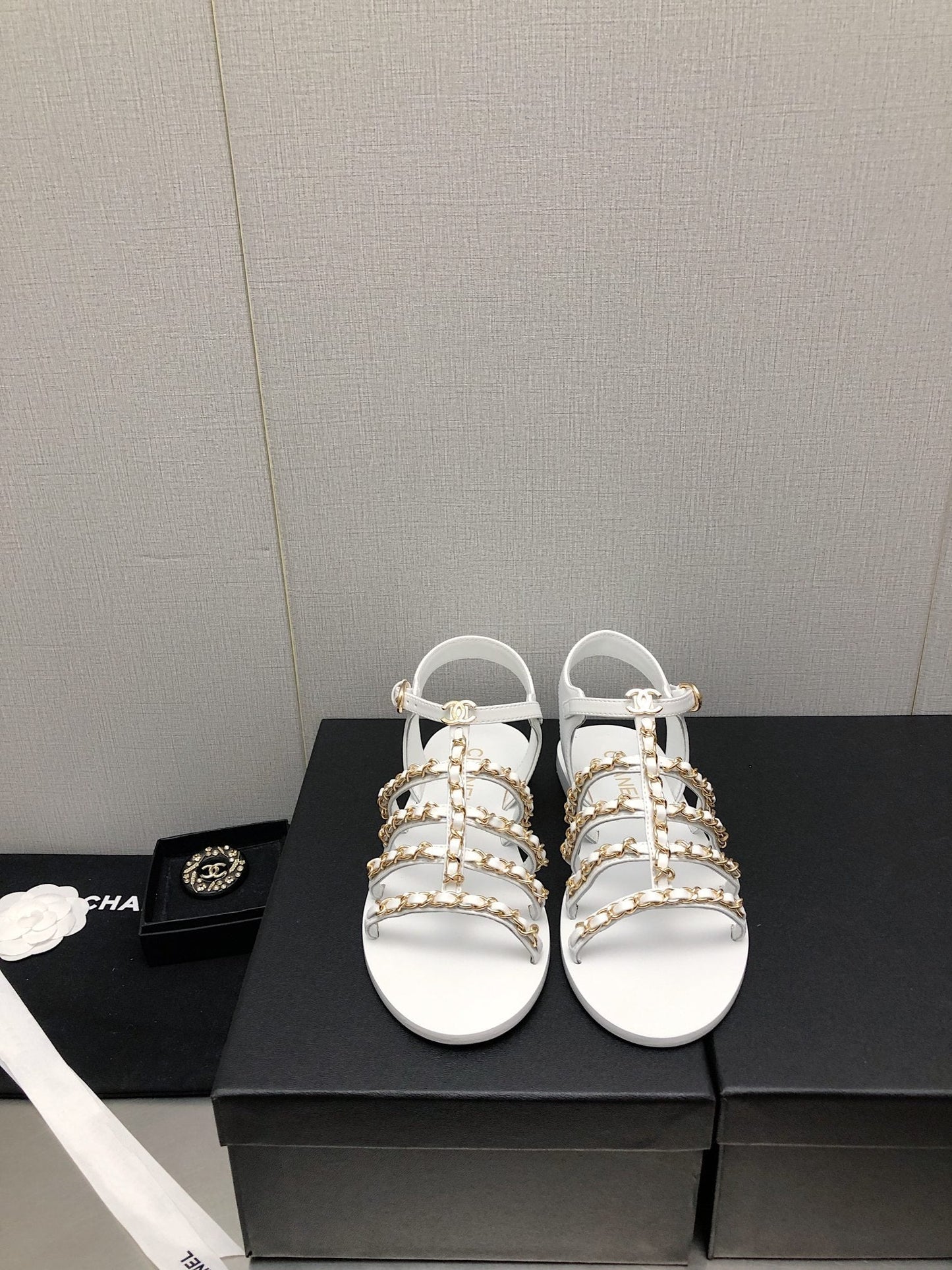 sandals white lambskin