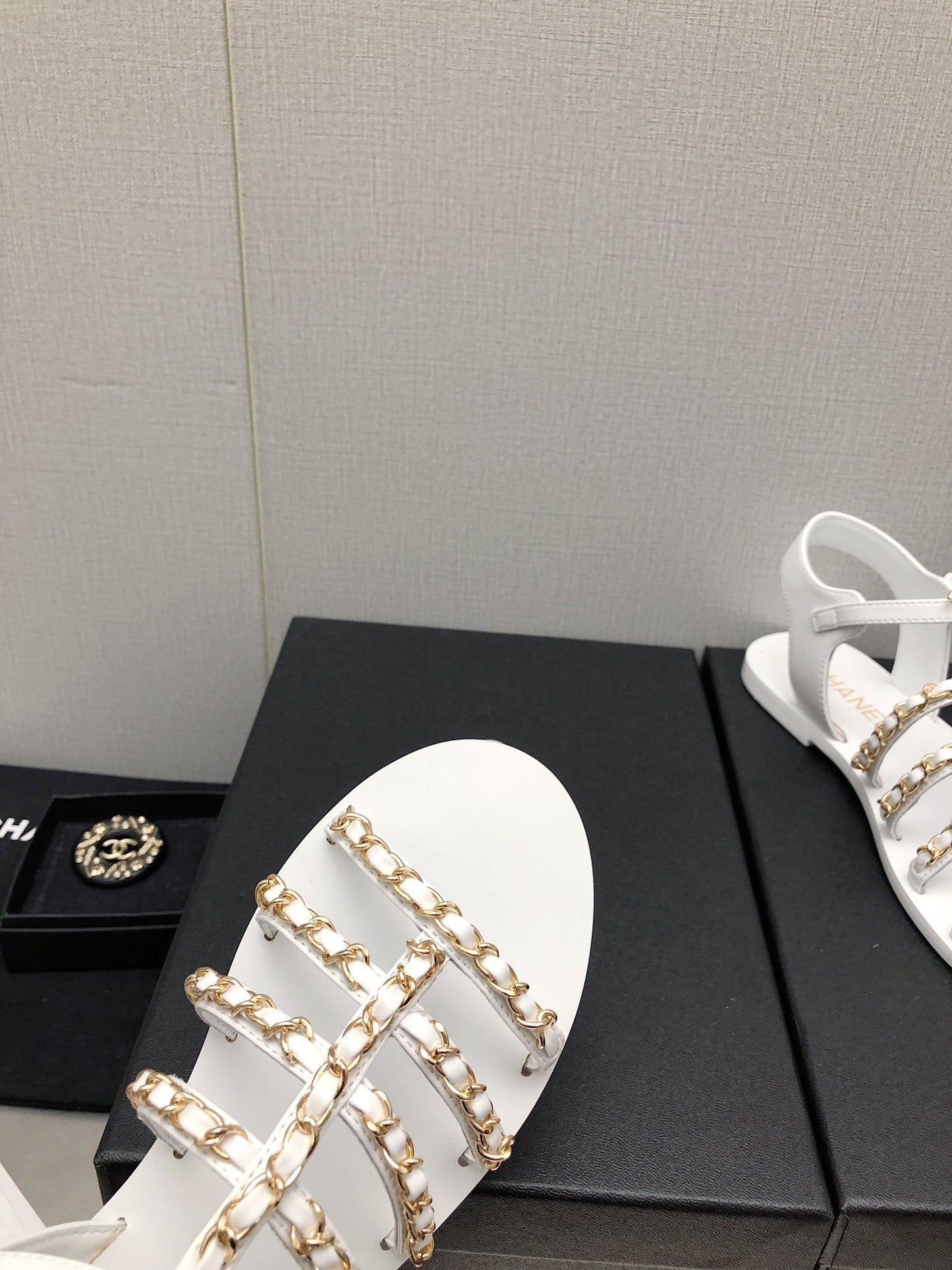 sandals white lambskin