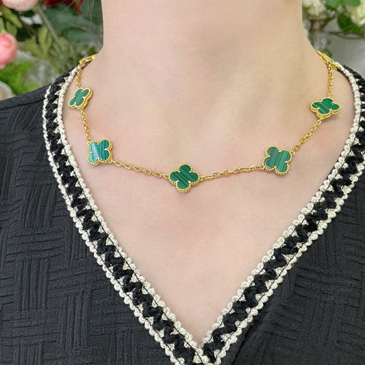 CLOVER 10 MOTIF MALACHITE NECKLACE