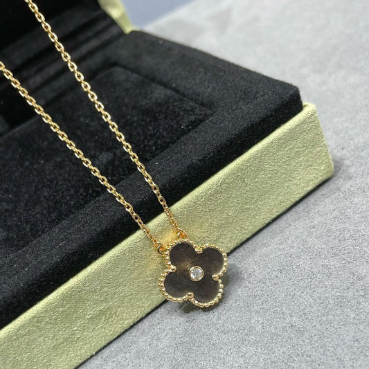 CLOVER GREY MOP DIAMOND PINK GOLD NECKLACE