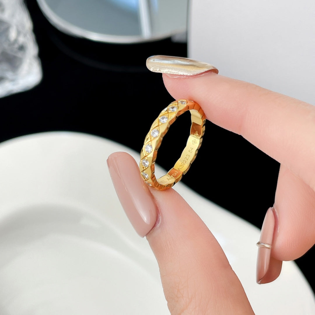 CRUSH MINI CLASSIC RING DIAMONDS