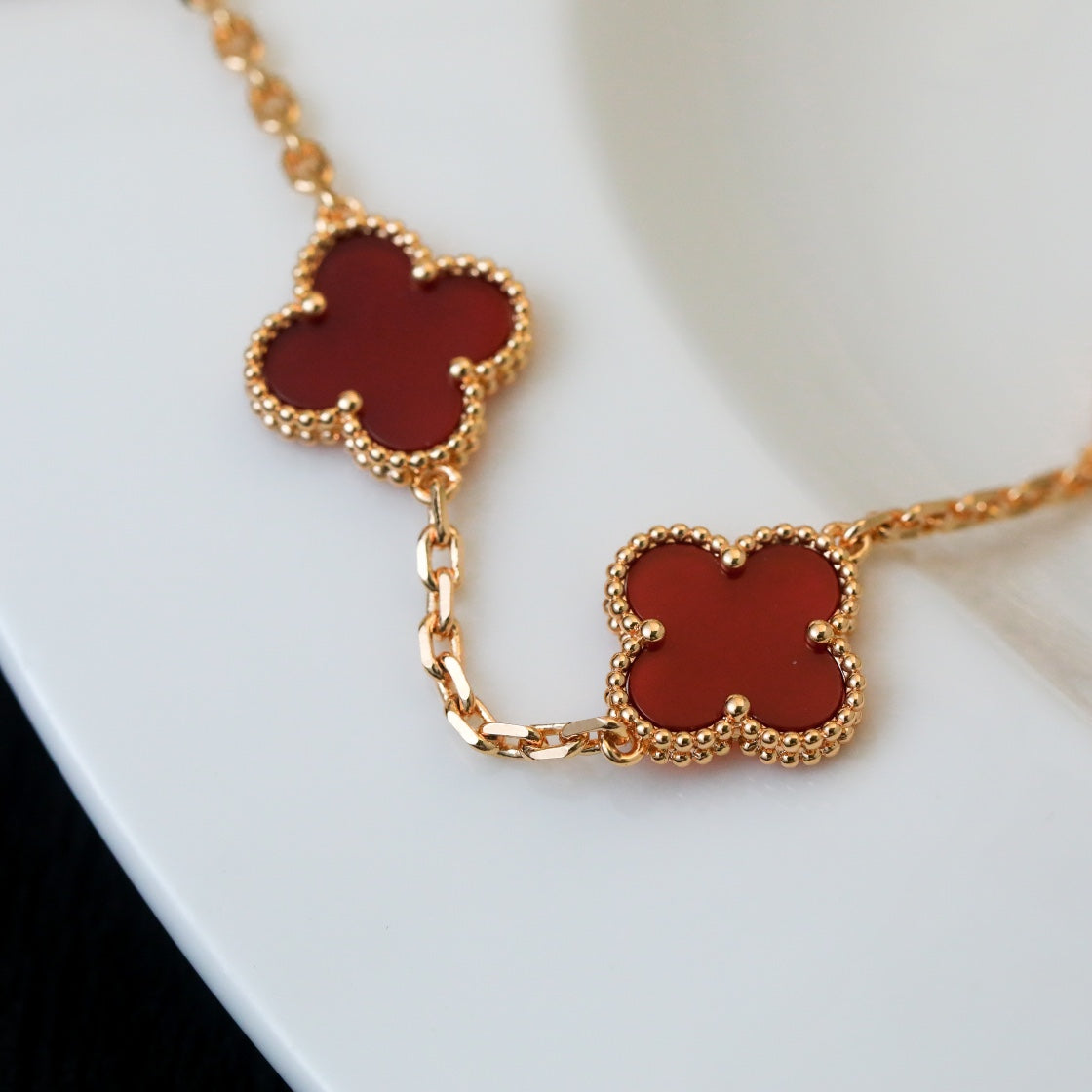 CLOVER BRACELET 5 MOTIF CARNELIAN