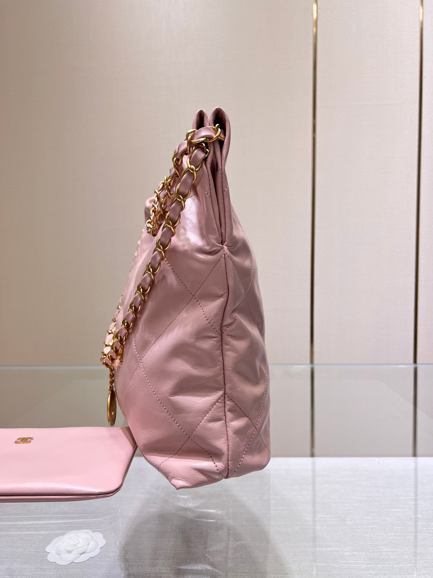 CC HOBO BAG 22 PINK LAMBSKIN GOLD HARDWARE