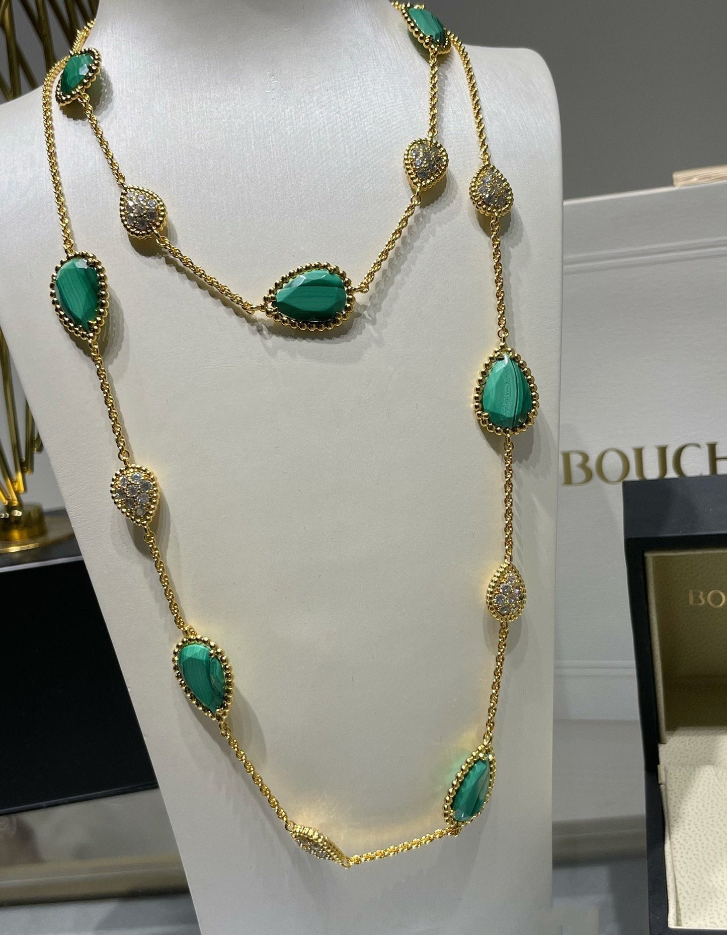 BOHEME 16 MOTIF MALACHITE DIAMOND GOLD NECKLACE