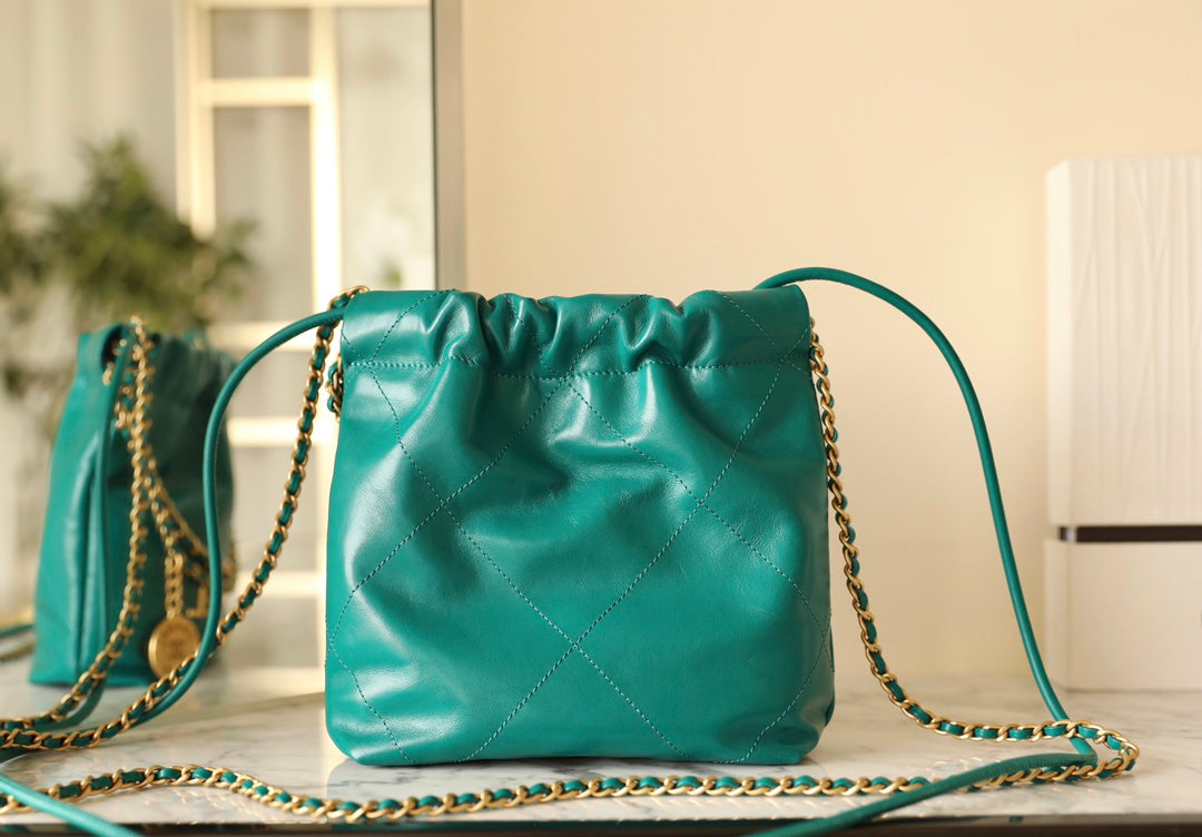 CC 22 ANTIBA HOBO BAG GREEN 20CM