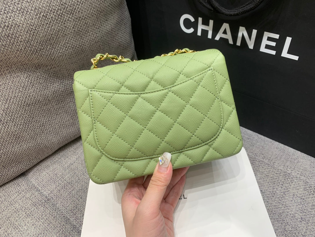 MINI SQUARE FLAP BAG 17CM GREEN CAVIAR GOLD HARDWARE