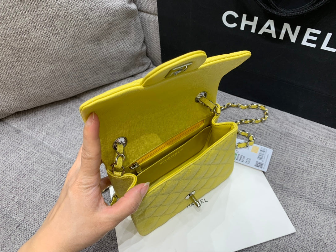 MINI SQUARE FLAP BAG 17CM YELLOW CAVIAR SILVER HARDWARE