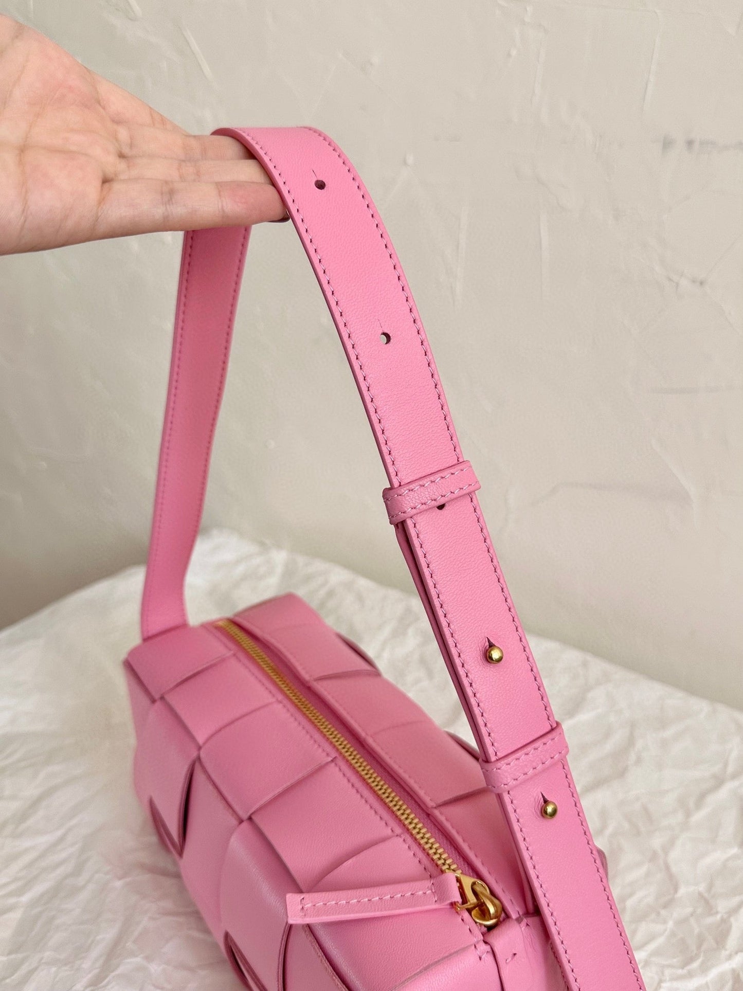 BV SMALL BRICK 24CM PINK LAMBSKIN