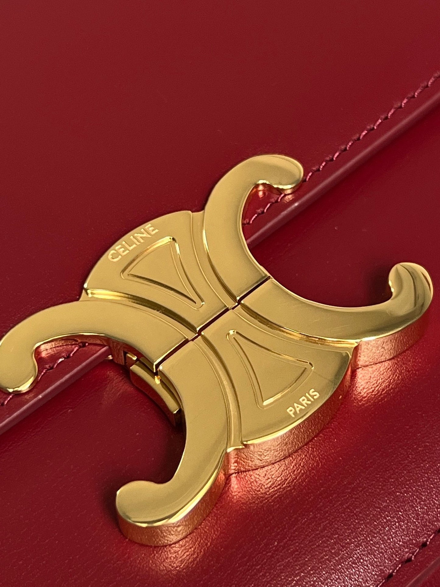 TEEN TRIOMPHE 18 RED CALFSKIN