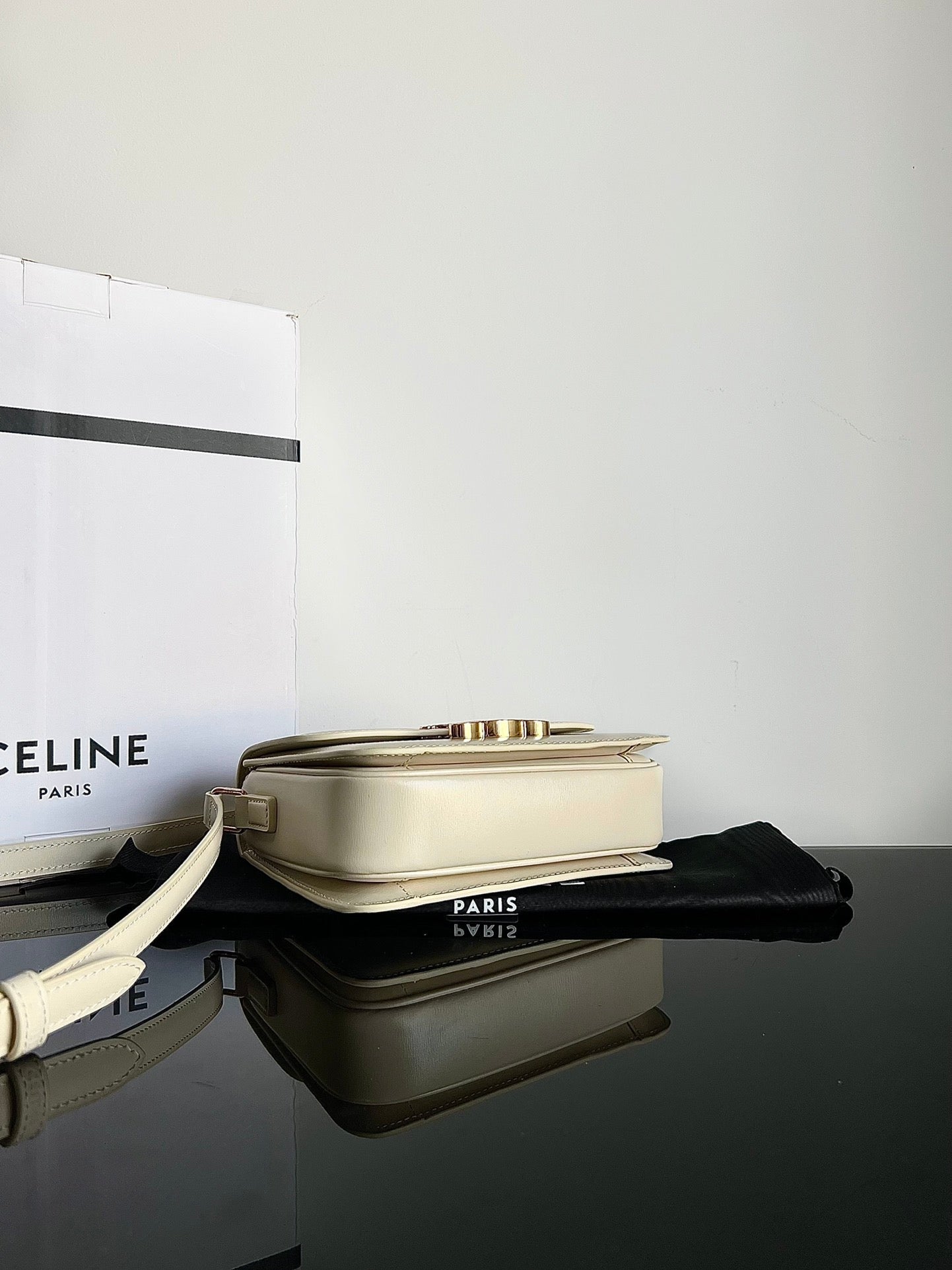 TEEN TRIOMPHE 18 CREAM CALFSKIN