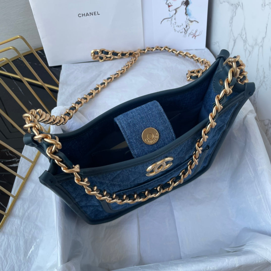 CC SADDLE BLUE DENIM 21CM GOLD HARDWARE