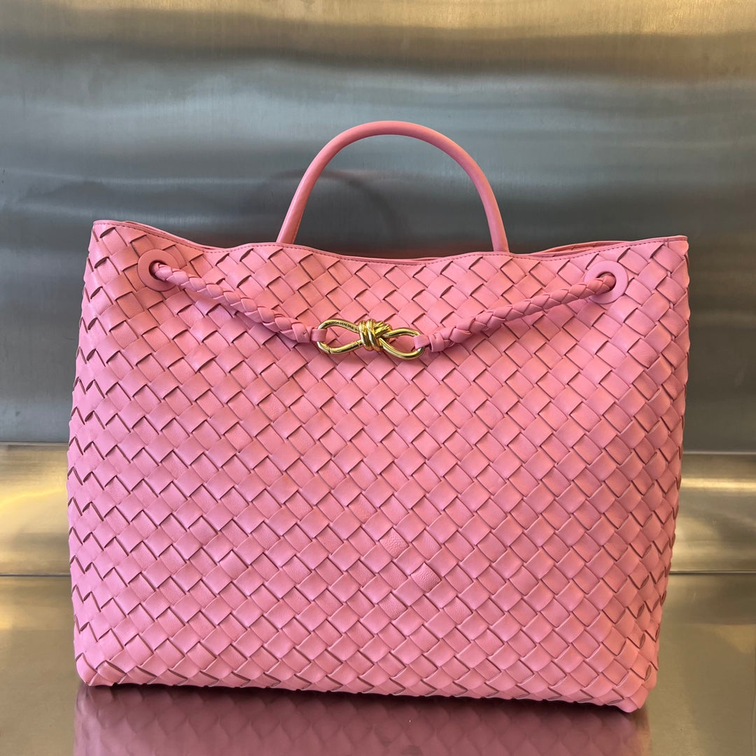 BV LARGE ANDIAMO 45CM PINK LAMBSKIN