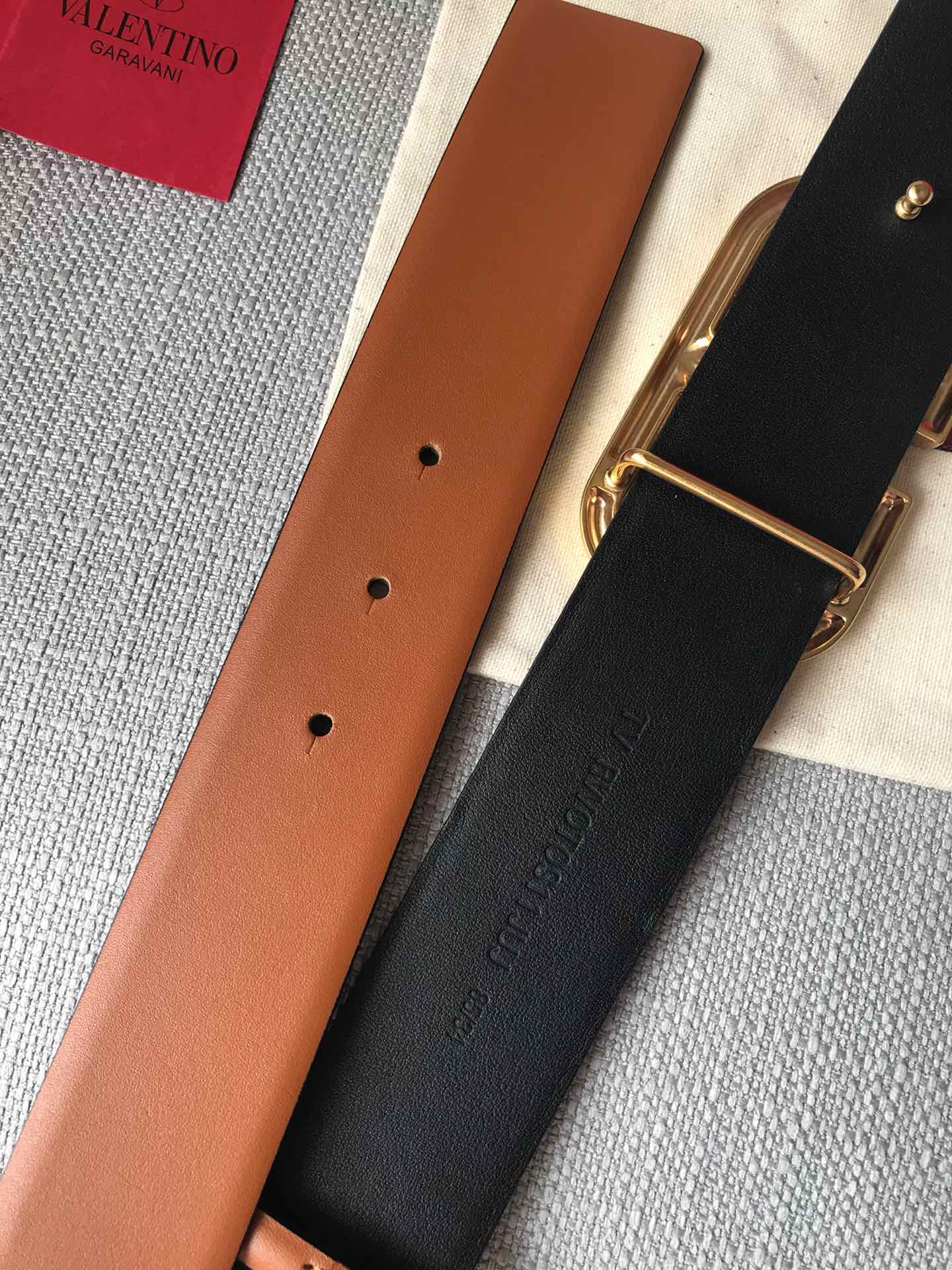 VLOGO SIGNATURE REVERSIBLE 40MM BLACK BROWN CALFSKIN