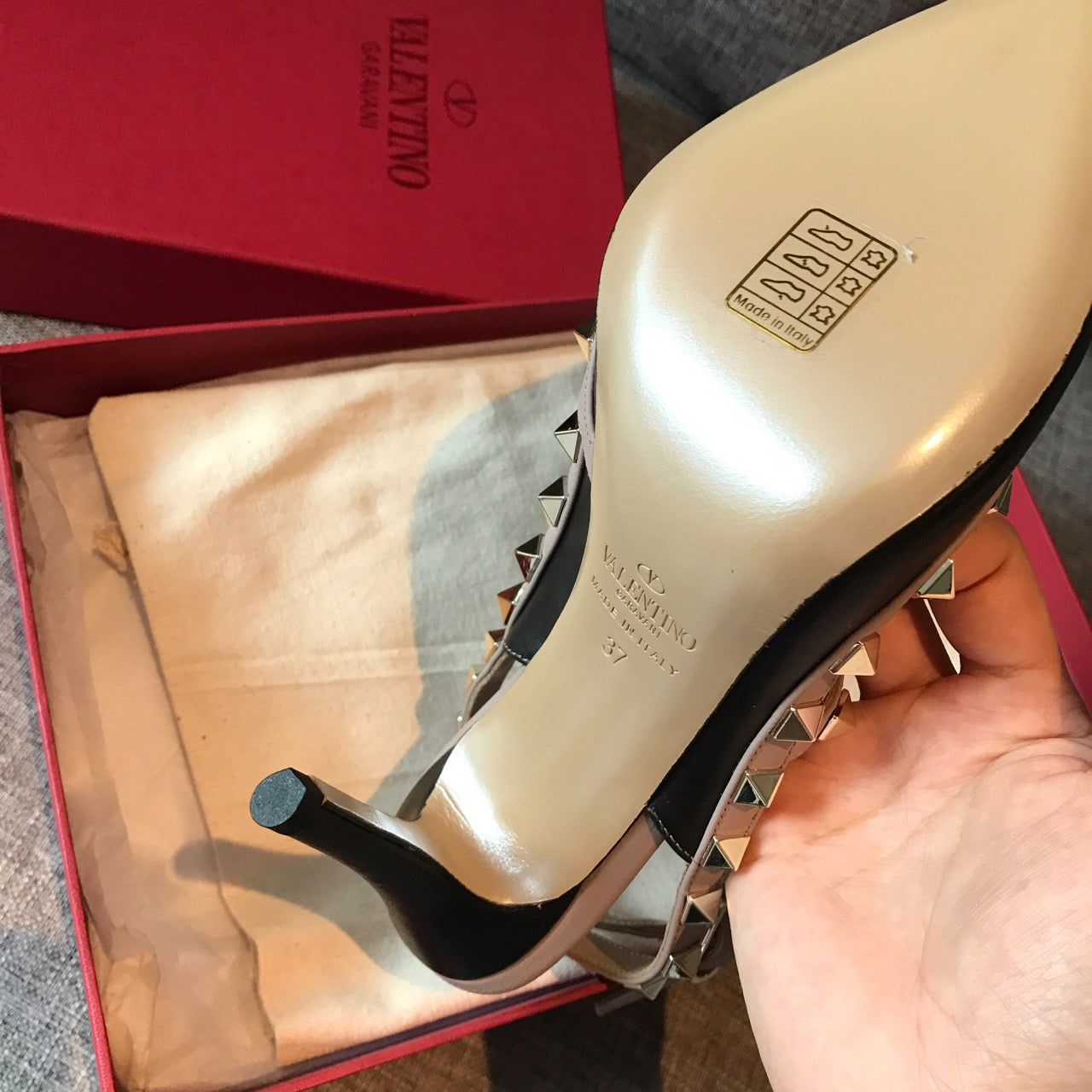 Rockstud Slingback 100 Black Beige Calfskin