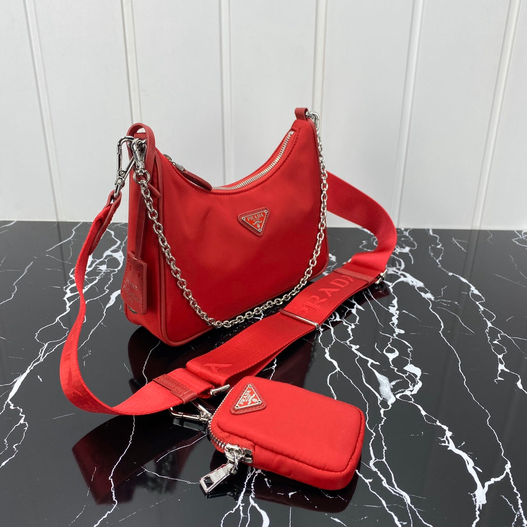 PRA HOBO 22 BAG IN CHERRY RED RE-NYLON