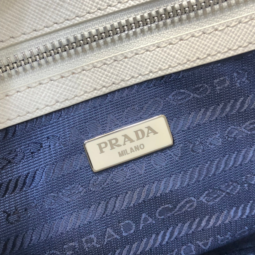 PRA MINI 23 BAG IN WHITE SAFFIANO LEATHER