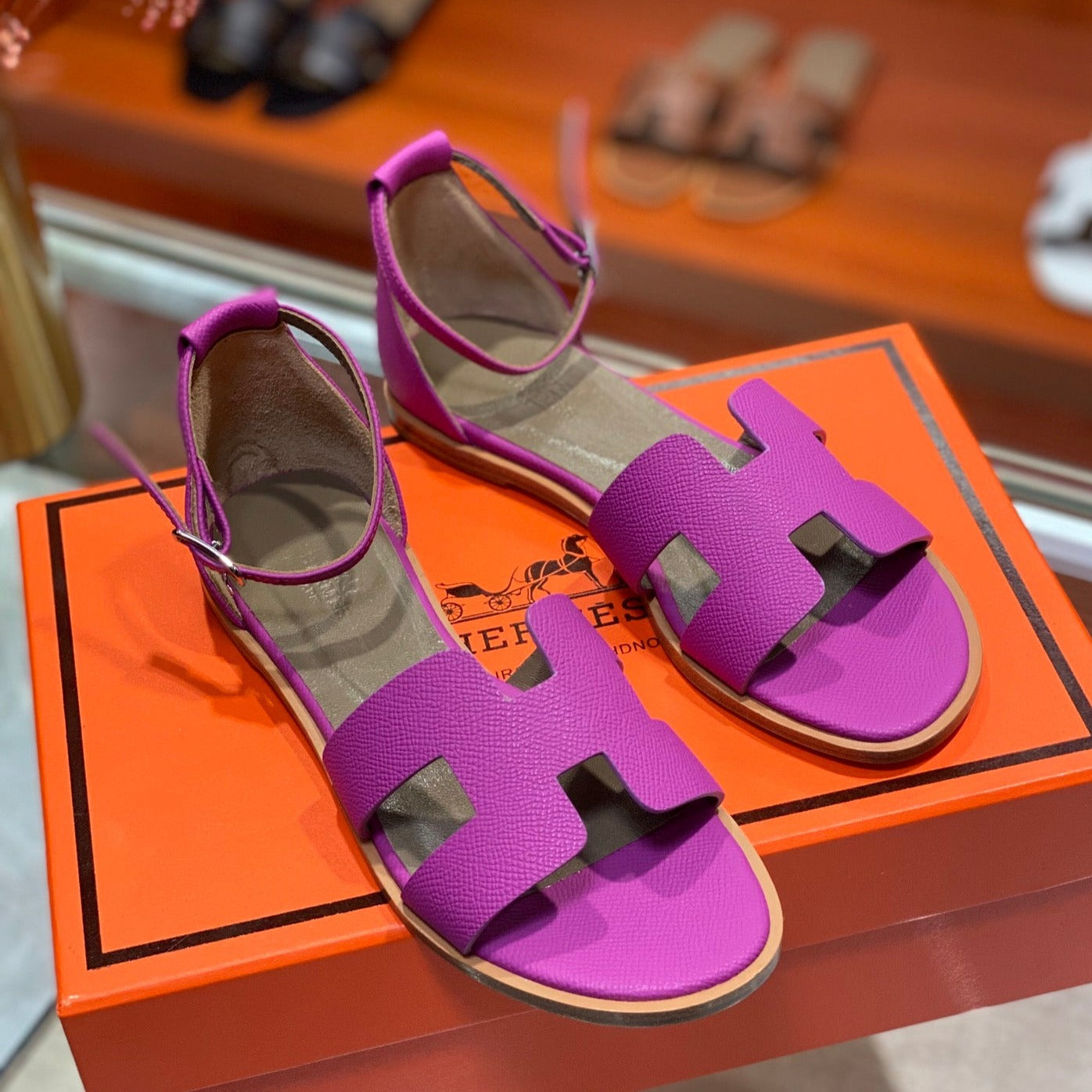 SANTORINI SANDAL RED VIOLET CALFSKIN