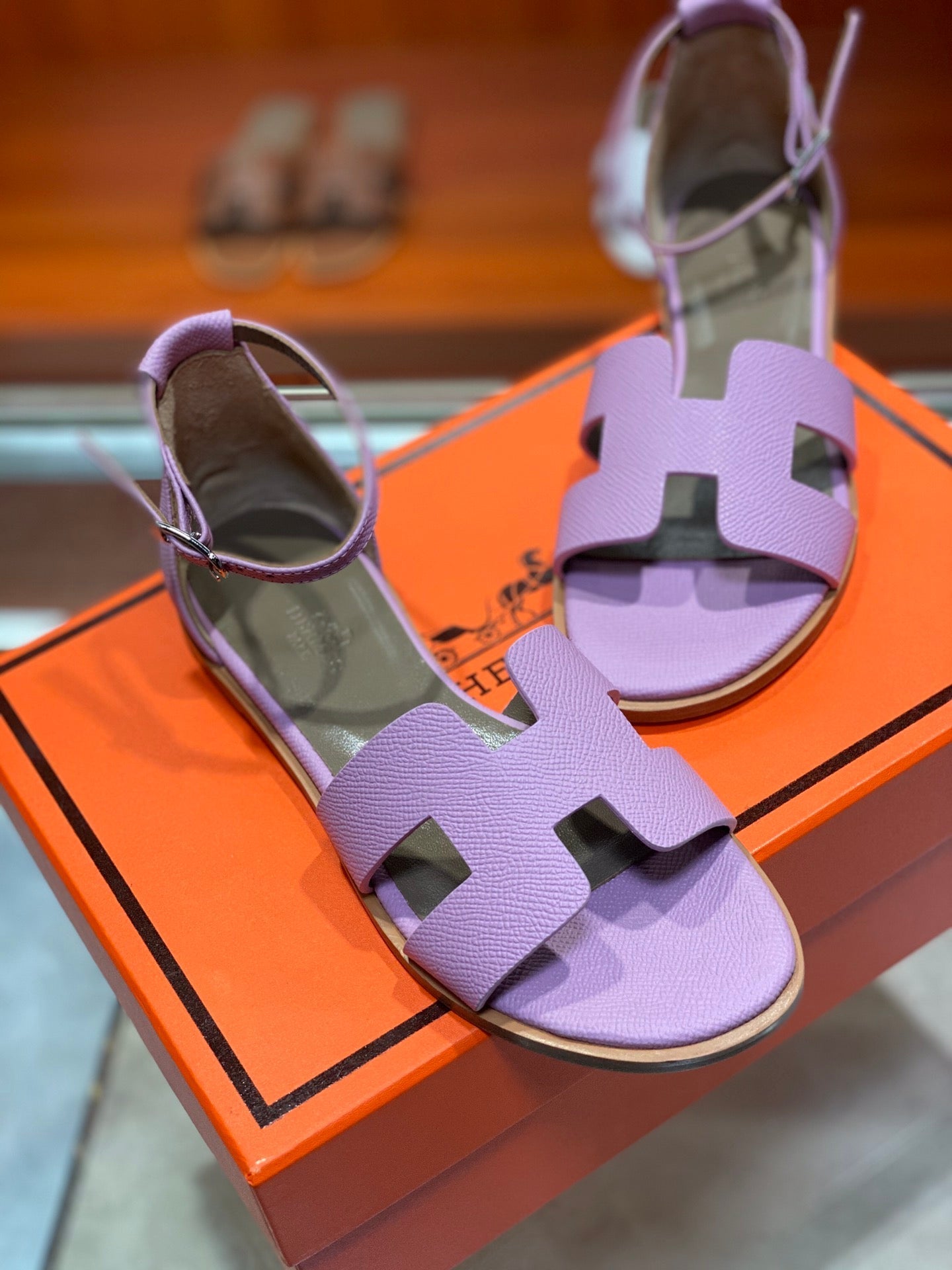 SANTORINI SANDAL LAVENDER CALFSKIN