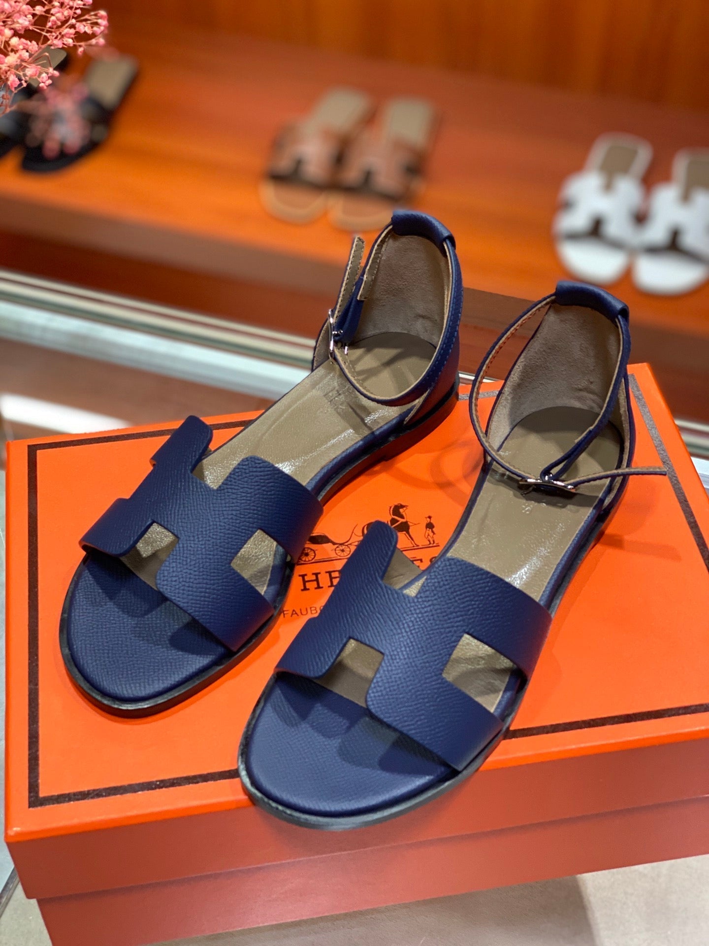 SANTORINI SANDAL NAVY CALFSKIN