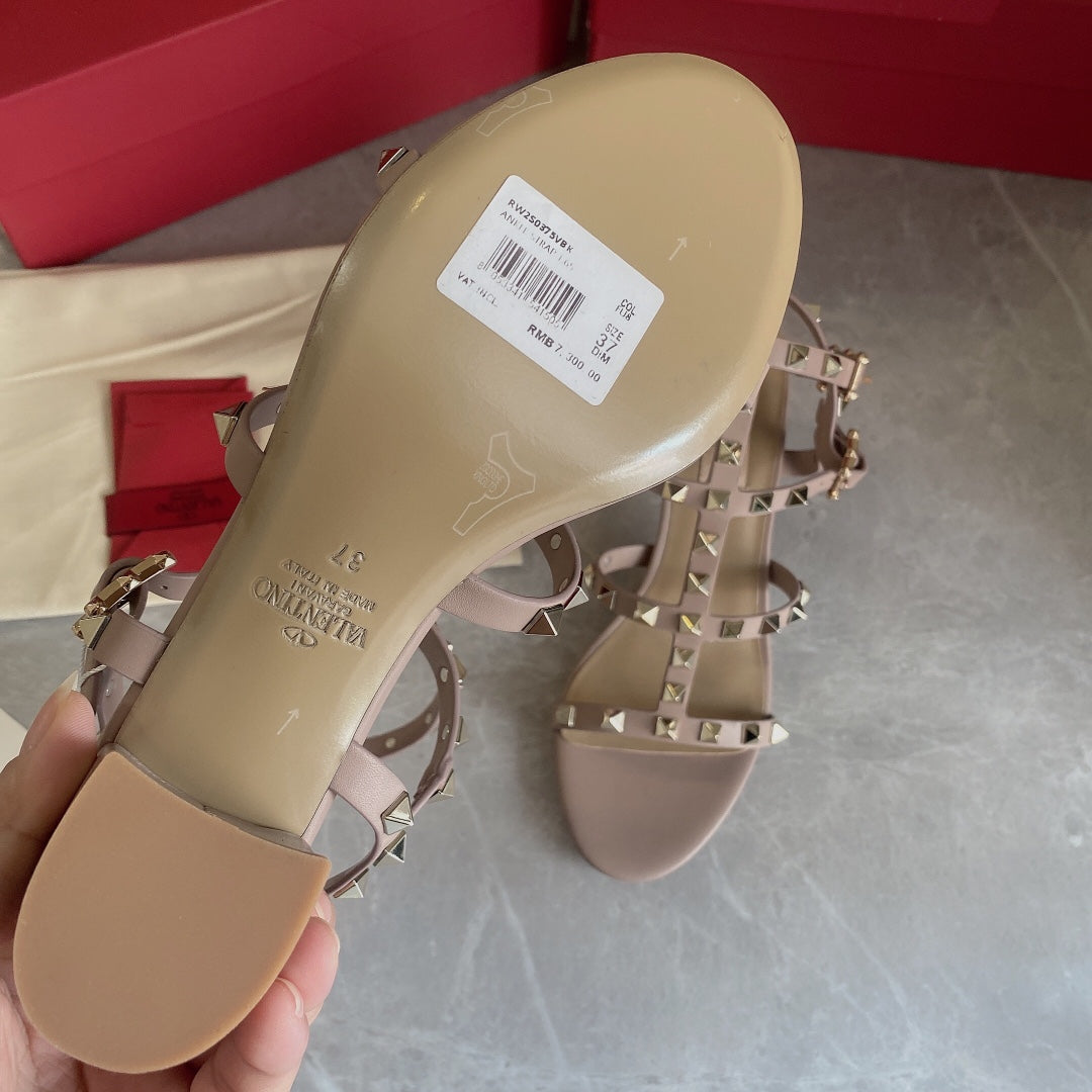 Rockstud sandals 60 beige calfskin