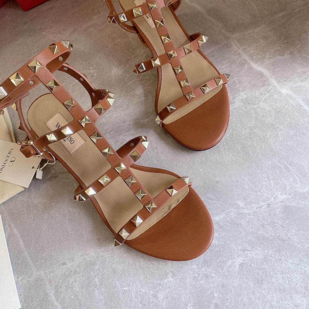 Rockstud sandals 60 brown beige calfskin