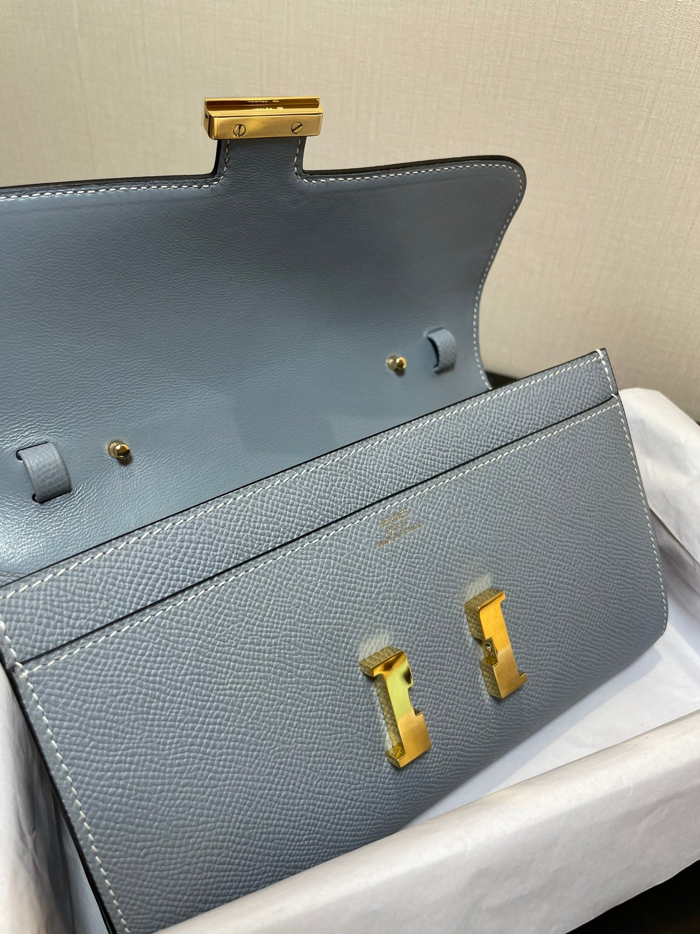 CONSTANCE TO GO 20.5 CERULEAN BLUE EPSOM GOLD HARDWARE