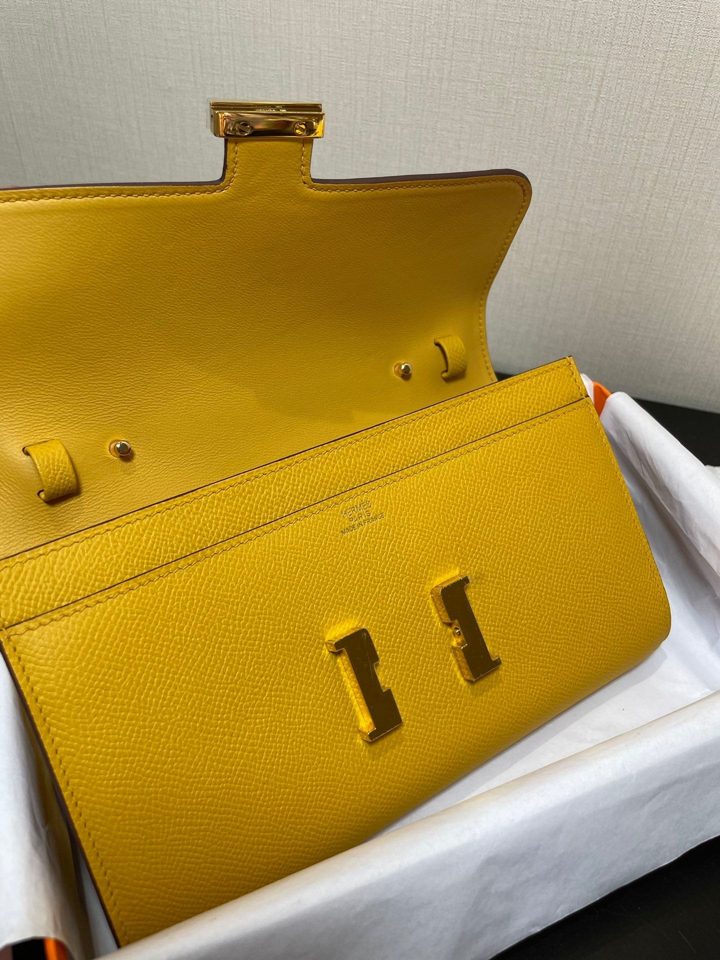 CONSTANCE TO GO 20.5 YELLOW EPSOM GOLD HARDWARE