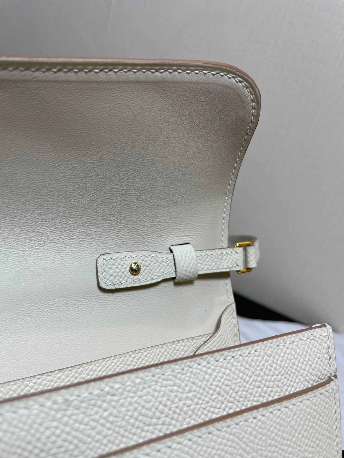 CONSTANCE TO GO 20.5 WHITE EPSOM GOLD HARDWARE