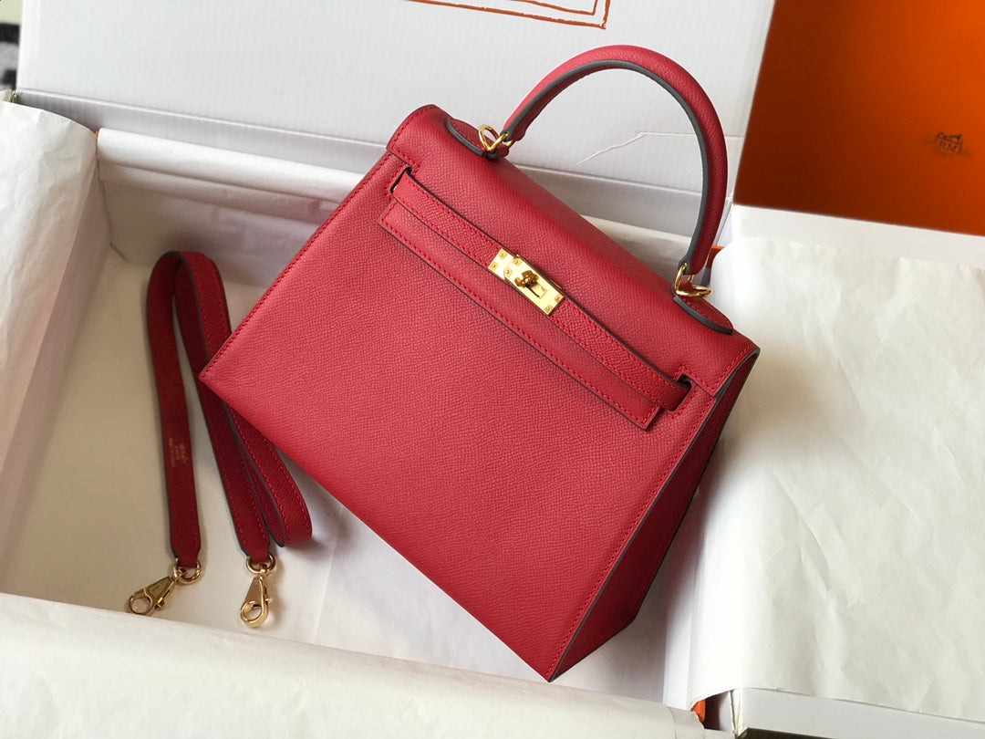 HM KELLY 32CM BAG IN BERRY TOGO GOLD HARDWARE