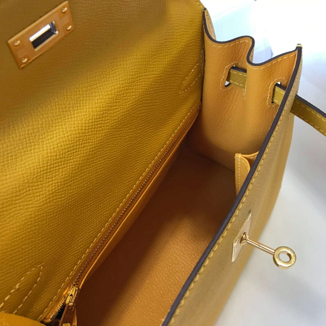 hm kelly 32cm yellow epsom leather gold hardware