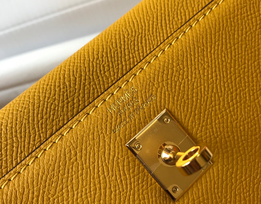 hm kelly 32cm yellow epsom leather gold hardware