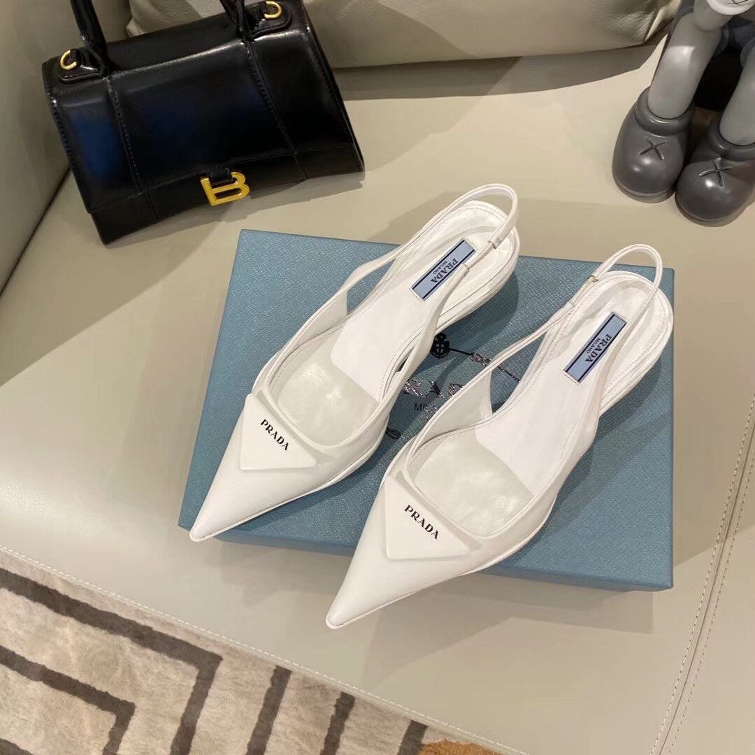 TRIANGLE LOGO SLINGBACK PUMPS IN WHITE GLOSSY CALFSKIN