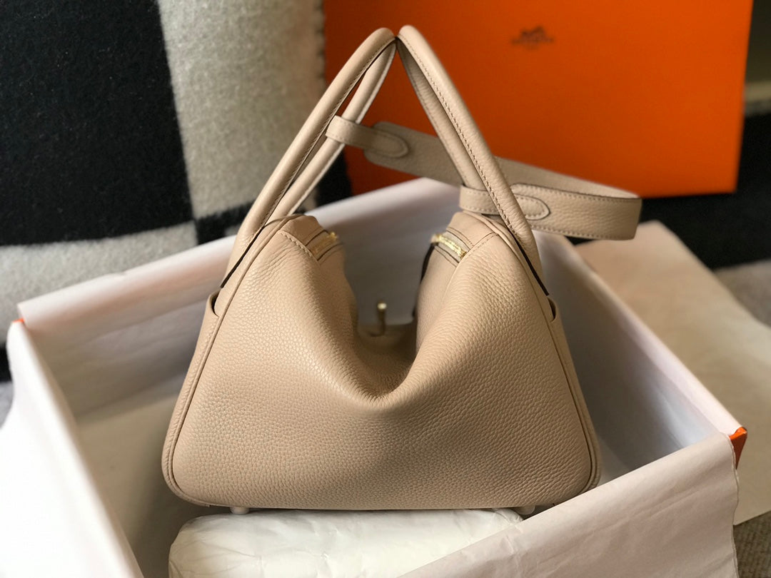 HM LINDY 26 BAG BEIGE TAURILLON CLEMENCE LEATHER