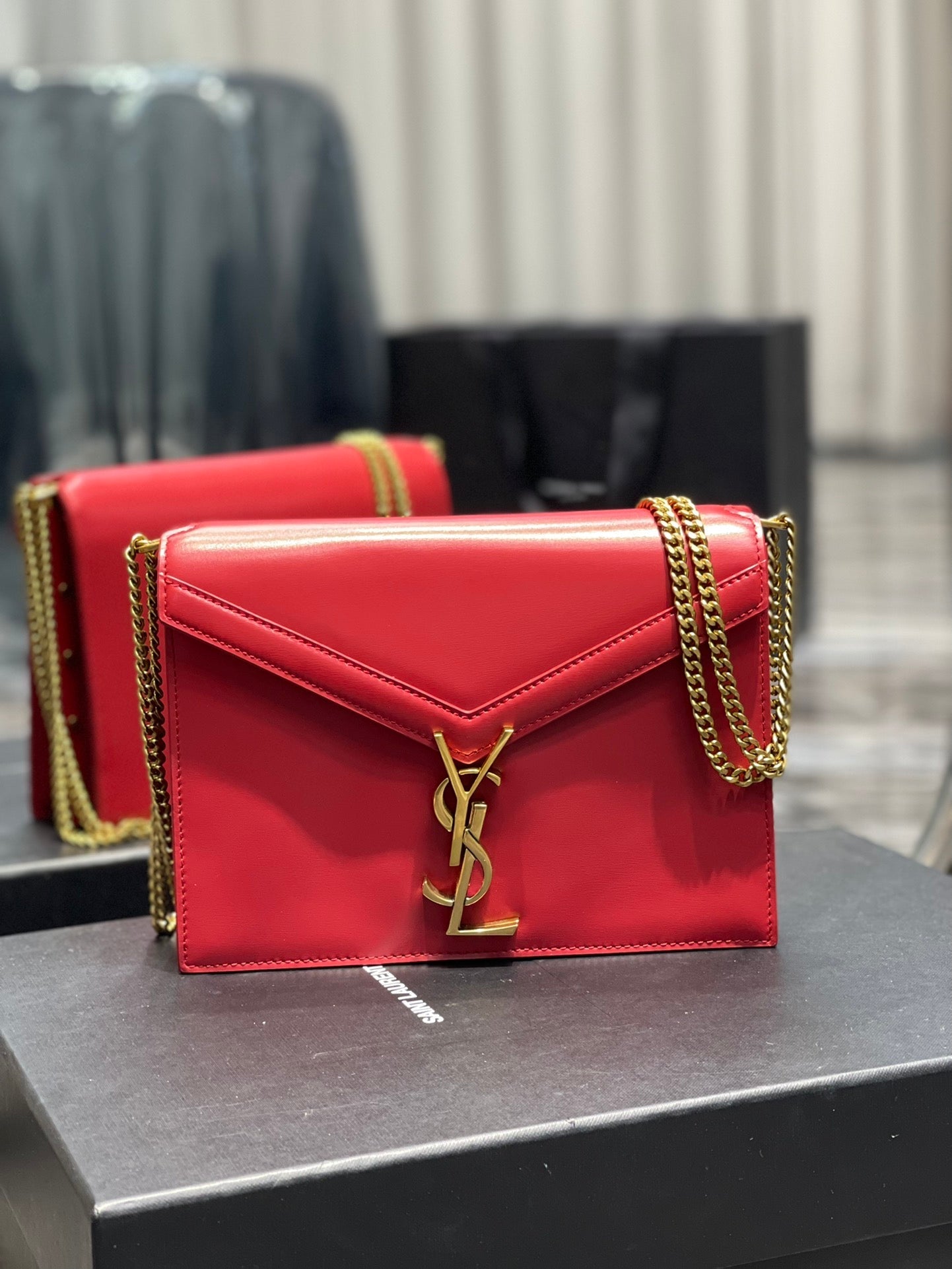 CASSANDRA 22 CHAIN BAG RED CALFSKIN