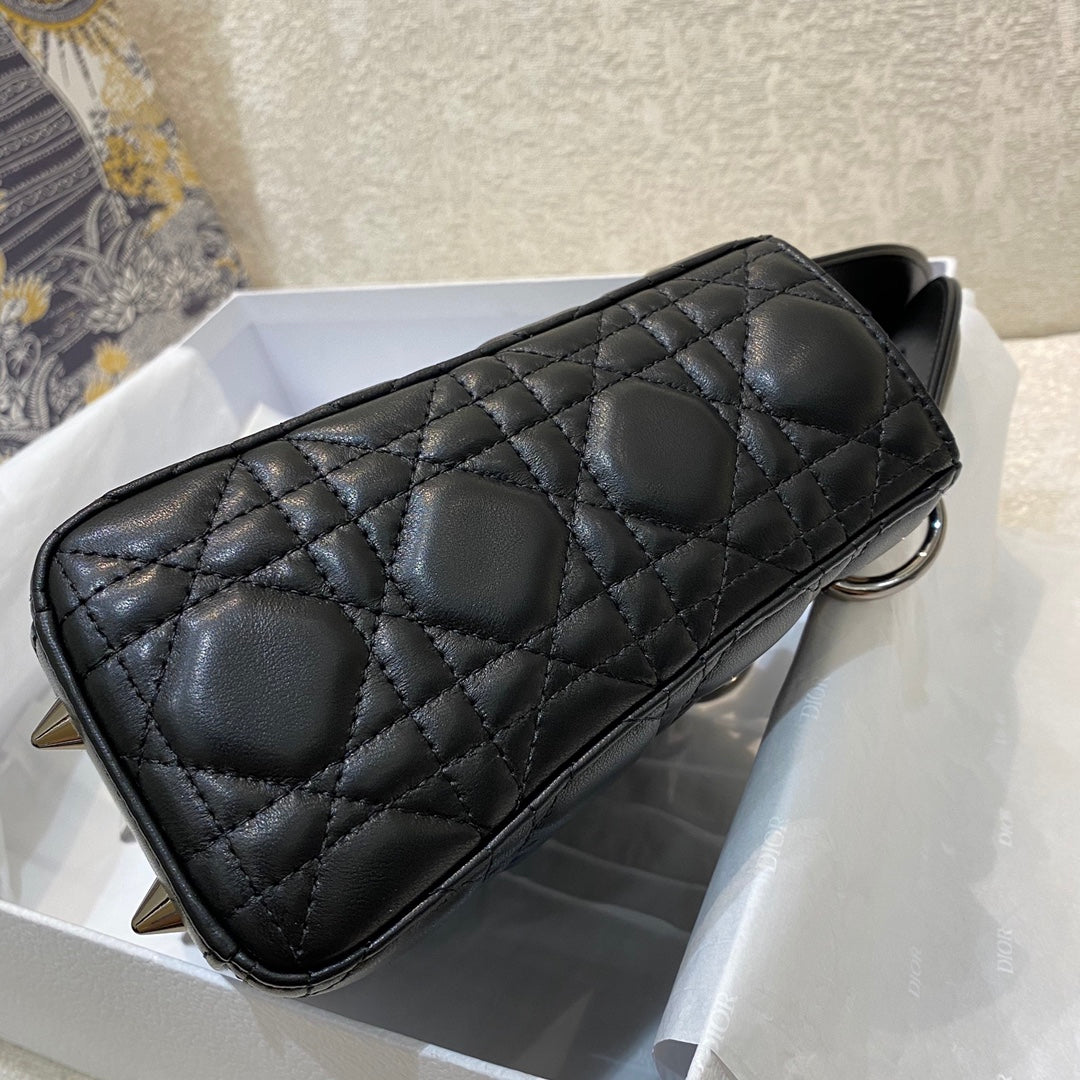 small lady 20 black lambskin shw