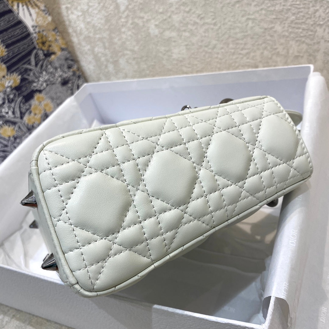 small lady 20 white lambskin shw