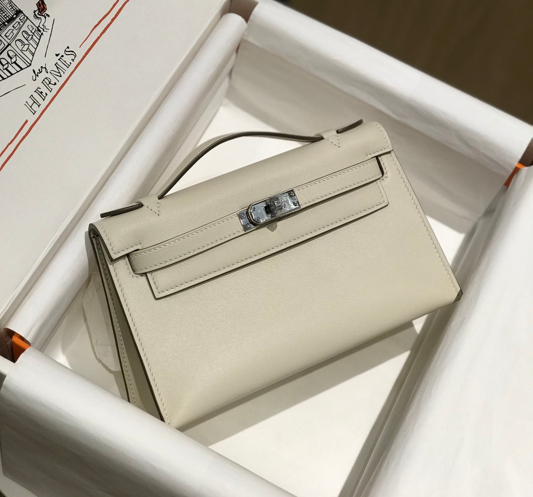 HM KELLY POCHETTE 22CM WHITE BEIGE SWIFT SILVER HARDWARE