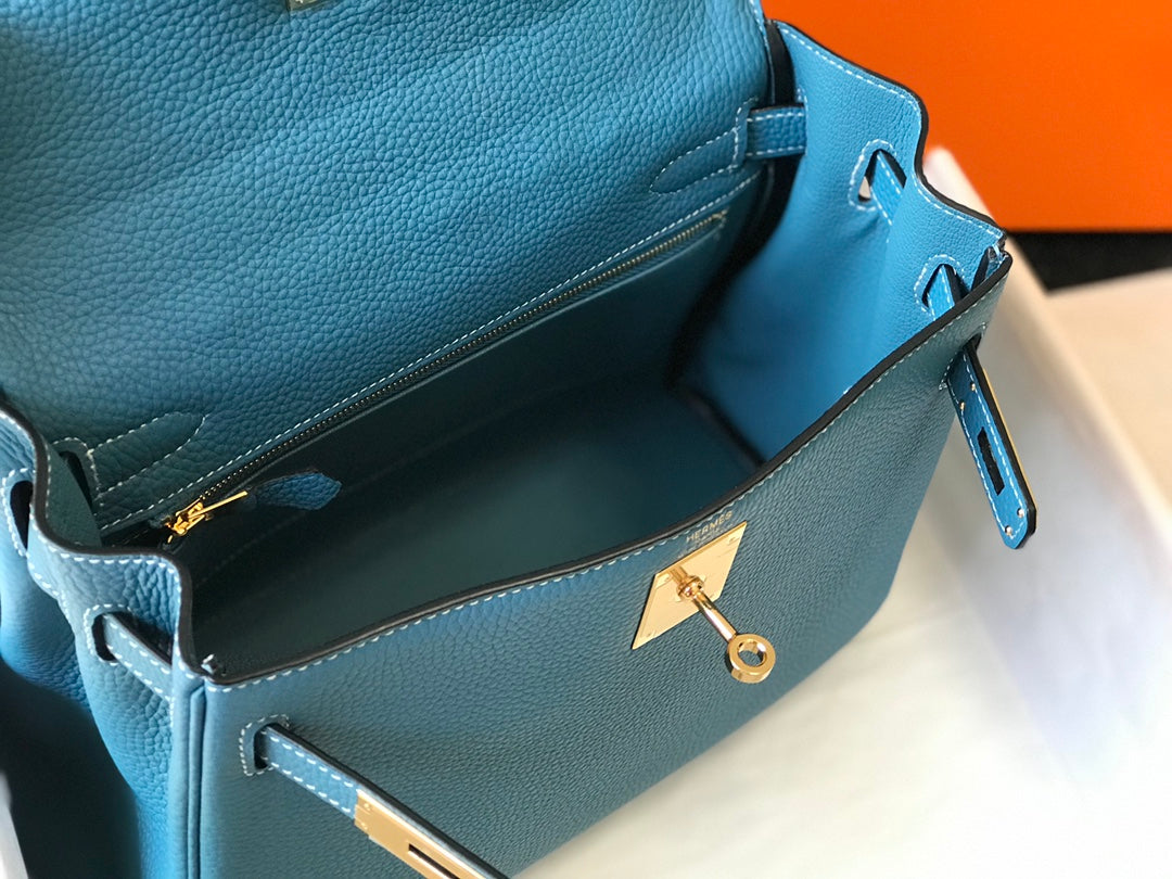 HM KELLY 32CM BAG IN CERULEAN TOGO GOLD HARDWARE